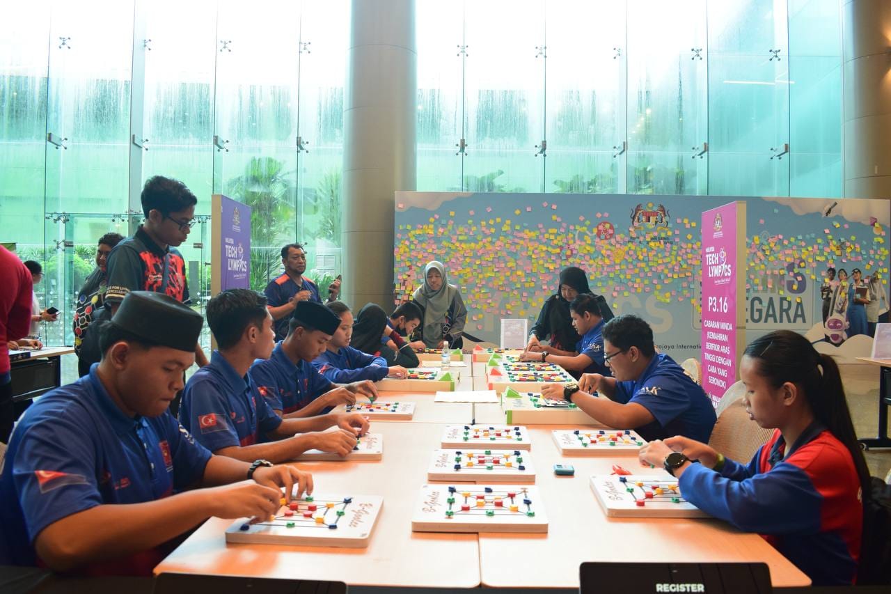 487254227_1081368080674885_8923812149909621916_n